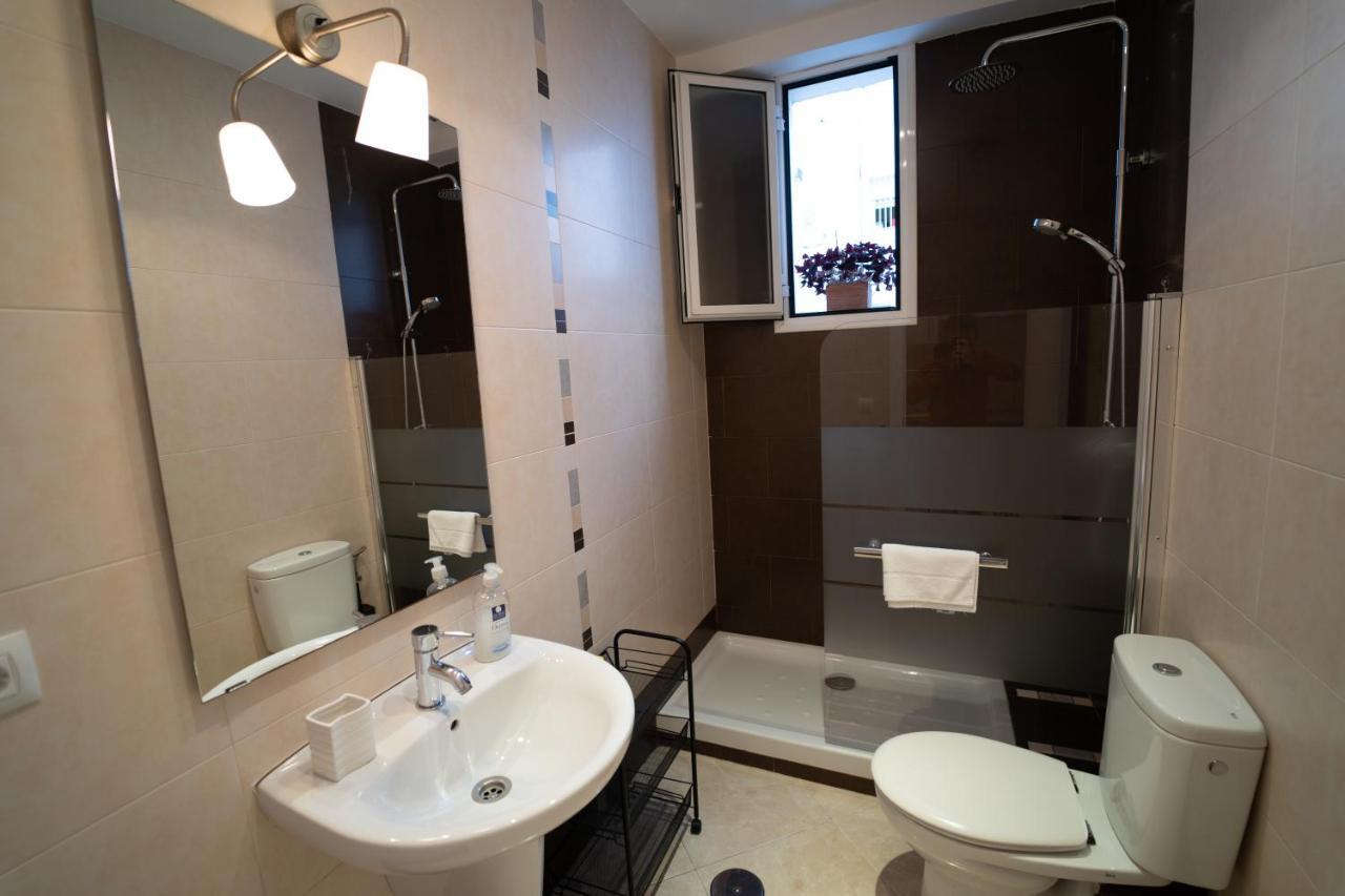 Larra Nervion Subway Tranvia Apartment Seville Luaran gambar